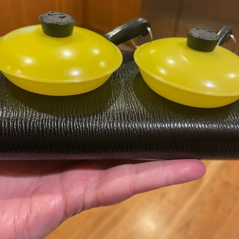 Vintage Yellow Frying Pan Salt and Pepper Shakers Hong Kong